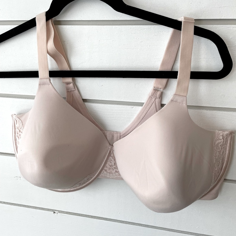 Vanity Fair Size 42DDD Padded Bra